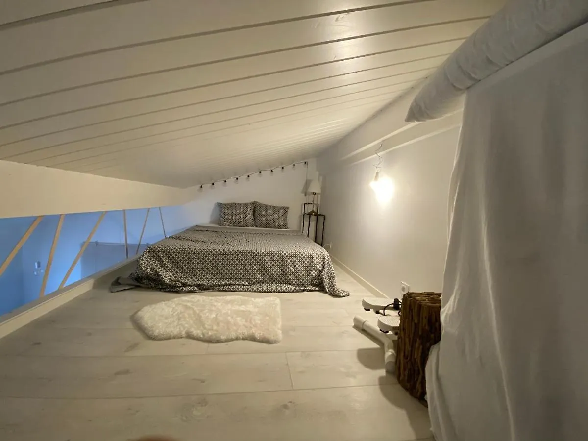 Studio Bella Apartment Saint-Andre-de-Corcy