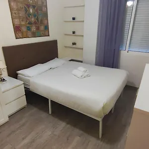 Perfecta Ubicacion En El Soho Málaga